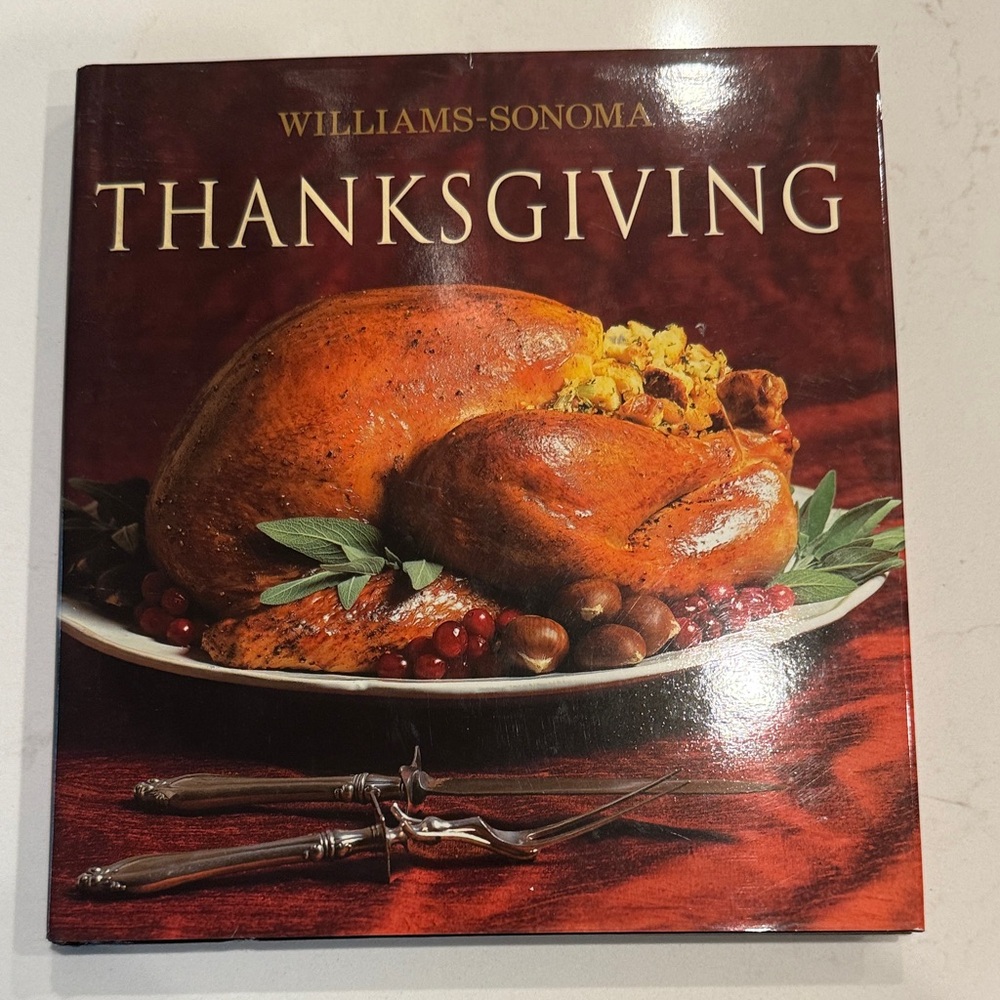 Williams Sonoma Thanksgiving Cookbook - Rich Red Cover